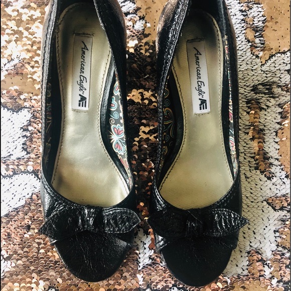 American Eagle crushed patent leather Size 5/5.5 - Picture 2 of 5
